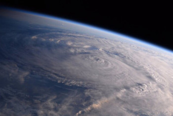 Фотография к новости: Ранее неизвестный гигантский плазменный ураган впервые наблюдали на Земле