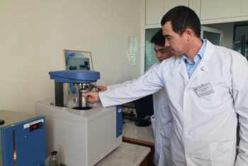 Фотография к новости: Лучшим преподавателем страны стал молодой ученый из Кызылорды