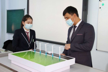 Фотография к новости: Школьница из Кызылорды предлагает производить энергию из автомобиля