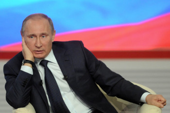 Фотография к новости: Путин отказался от изоляции после заражения своего помощника коронавирусом