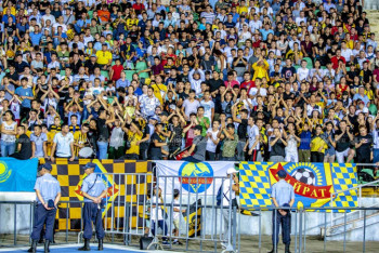 Фотография к новости: Болельщикам "Кайрата" запретили вход на стадион в Алматы