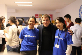 Фотография к новости: Помоги дальнему: о первых международных добровольцах ООН, спонсированных Казахстаном