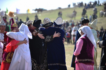 "Көрісу – повод обменяться душевным теплом " – историк