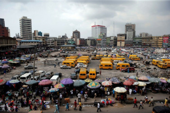 Фотография к новости: Попытку похищения более 300 школьников предотвратили в Нигерии