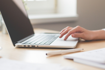 Фотография к новости: Оставить детей на дистанционном обучении просят родителей в акимате Алматы