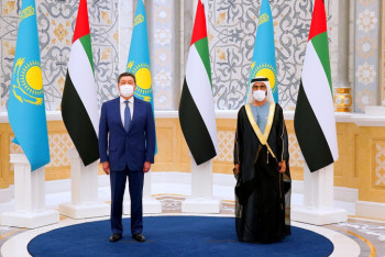 Фотография к новости: Визит Мамина в ОАЭ: подписаны инвестиционные соглашения на $2,2 миллиарда