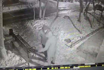 Фотография к новости: Грабителя выдали брюки наизнанку - случай в Павлодаре