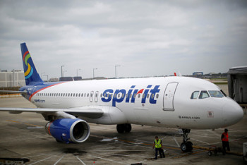 Фотография к новости: Ребенка-инвалида не пустили в самолет из-за отсутствия маски в США