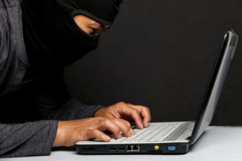 Фотография к новости: Неизвестный "заминировал" 12 школ в Алматы