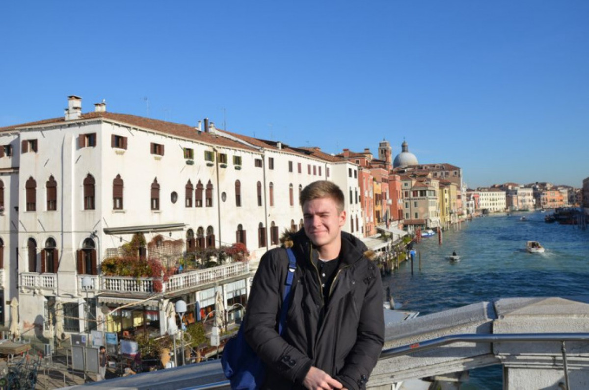 Задержанный в США россиянин признал вину в подготовке кибератаки на Tesla