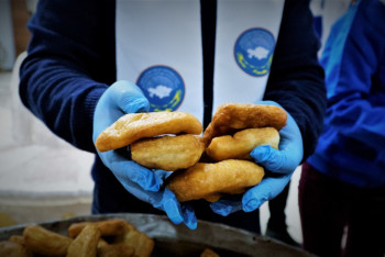 Фотография к новости: "Бауырсак party" провели волонтеры на улицах Нур-Султана