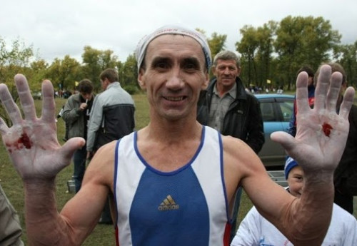 Фотография к новости: Мировой рекорд по подтягиваниям побил 59-летний житель Сибири