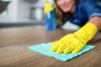 Фотография к новости: Cледы COVID-19 остаются в помещениях до 28 дней - ученые