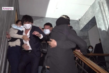 Фотография к новости: Кайрата Нуртаса оштрафовали за участие в тое в Алматы