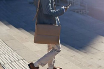 Фотография к новости: Смартфоны передают личные данные пользователя каждые 4,5 минуты