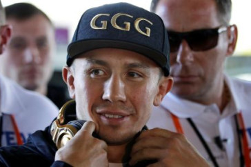 Фотография к новости: Геннадий Головкин сходил в кино с детской командой