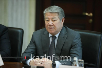 Фотография к новости: У Ахметжана Есимова ошибочно "выявили" КВИ