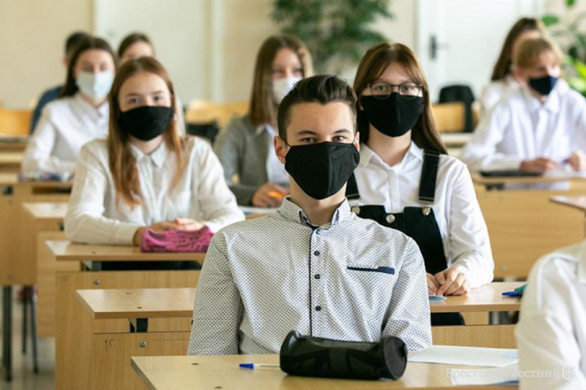 Дежурные классы разрешили в школах Алматы