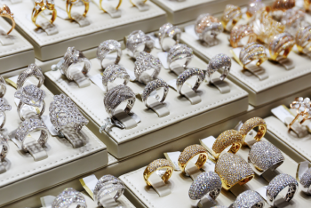 Фотография к новости: Безопасность бижутерии на рынке ЕАЭС тоже будет охраняться законом