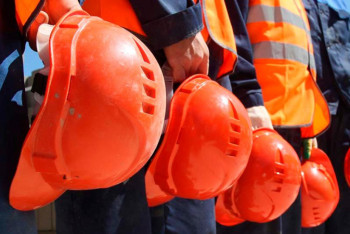 Фотография к новости: Дать казахстанцам возможность легально работать в Южной Корее предложили в Мажилисе