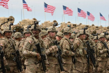 Фотография к новости: В США трансгендерам вновь разрешили служить в армии