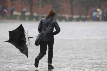 Фотография к новости: Синоптики предупредили о шторме в десяти регионах Казахстана