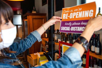 Фотография к новости: Британия начинает тестировать ковид-паспорта