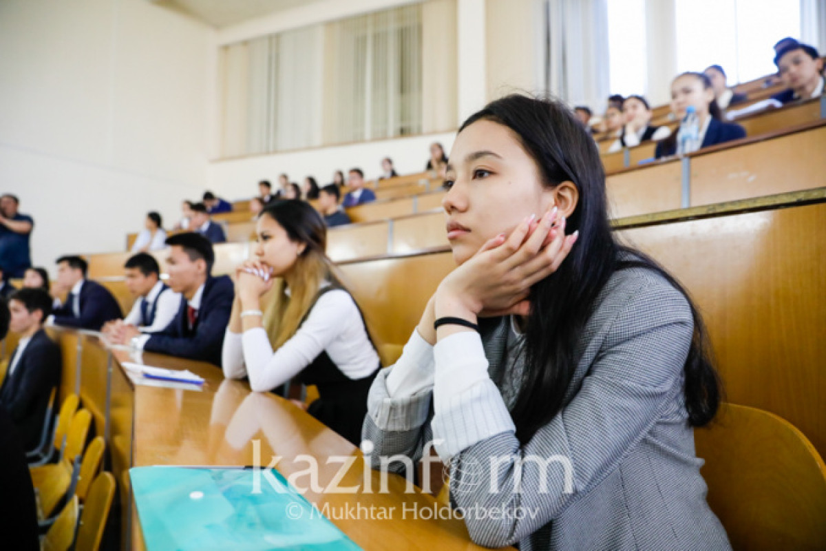 ЕНТ-2021: Родителей абитуриентов просят не приходить в пункты тестирования