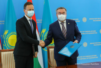 Фотография к новости: Венгрия может упростить визовый режим с Казахстаном