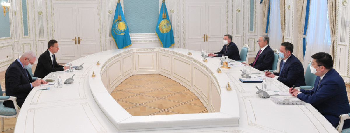 Токаев принял главу МИД Венгрии