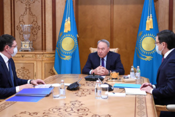 Фотография к новости: Назарбаев принял председателя правления "Самрук-Қазына"