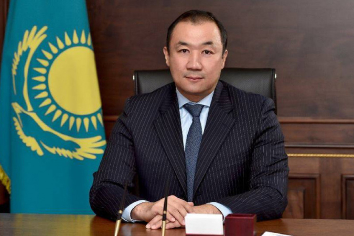 Нурлан Сауранбаев освобожден от должности завотделом госконтроля Администрации Президента
