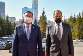 Фотография к новости: Главы МИД Казахстана и России провели переговоры в Нур-Султане