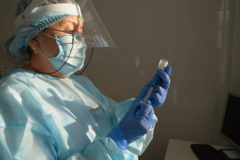 Фотография к новости: Без отрыва от работы: акмолинские предприятия готовятся к вакцинации