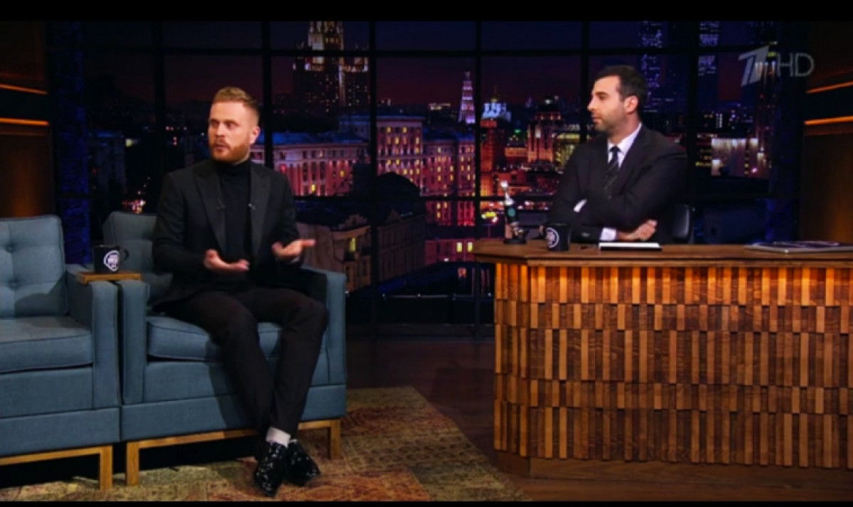 кадр из видео