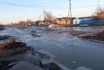 Фотография к новости: Угроза подтопления в селе Новопокровка снята – ДЧС ВКО