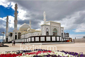 Фотография к новости: ДУМК опроверг фейк о запрете муфтием пропаганды гетеросексуальных отношений