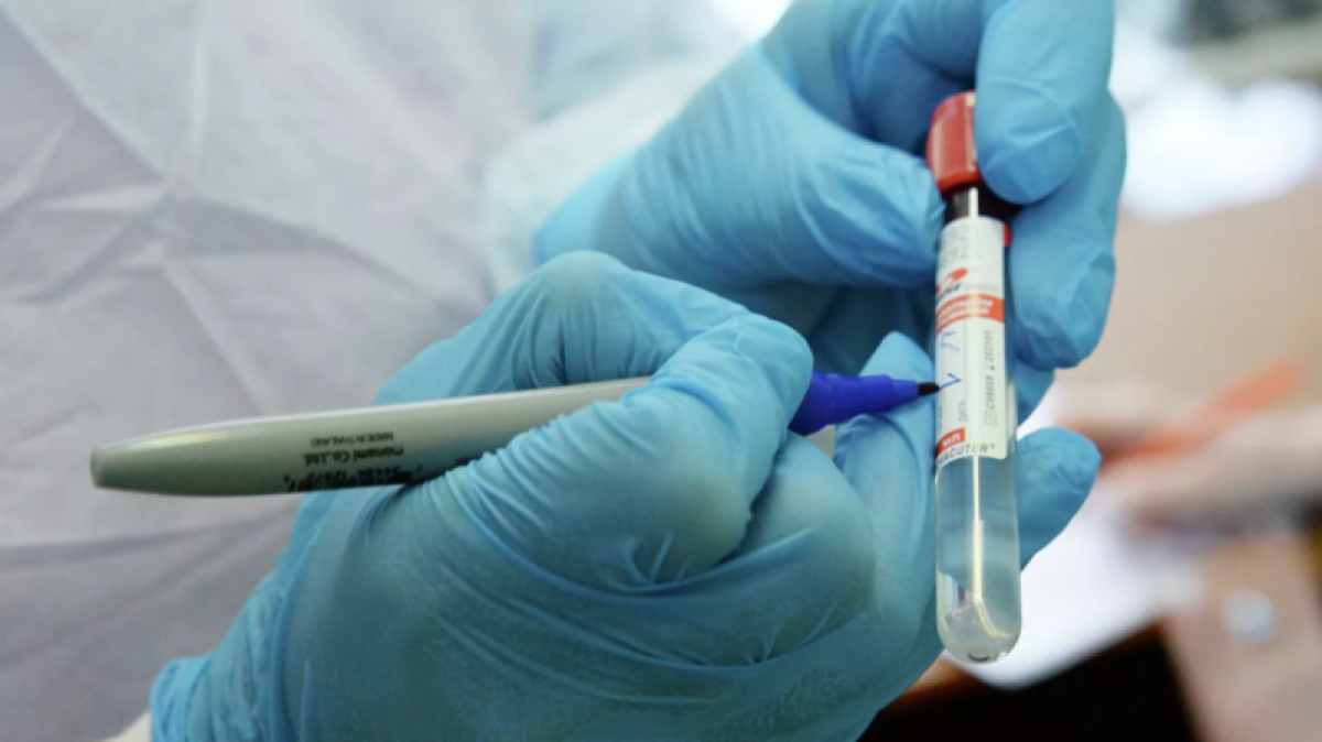 Коронавирус подтвердился у 2229 человек за сутки в Казахстане