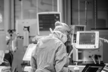 Фотография к новости: 25 человек умерли от коронавируса и пневмонии за сутки в Казахстане