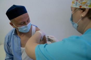 Фотография к новости: Прививочный пункт в мечети открыли в Усть-Каменогорске