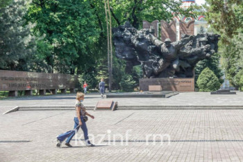 Фотография к новости: Парк имени 28 гвардейцев-панфиловцев отремонтируют в Алматы