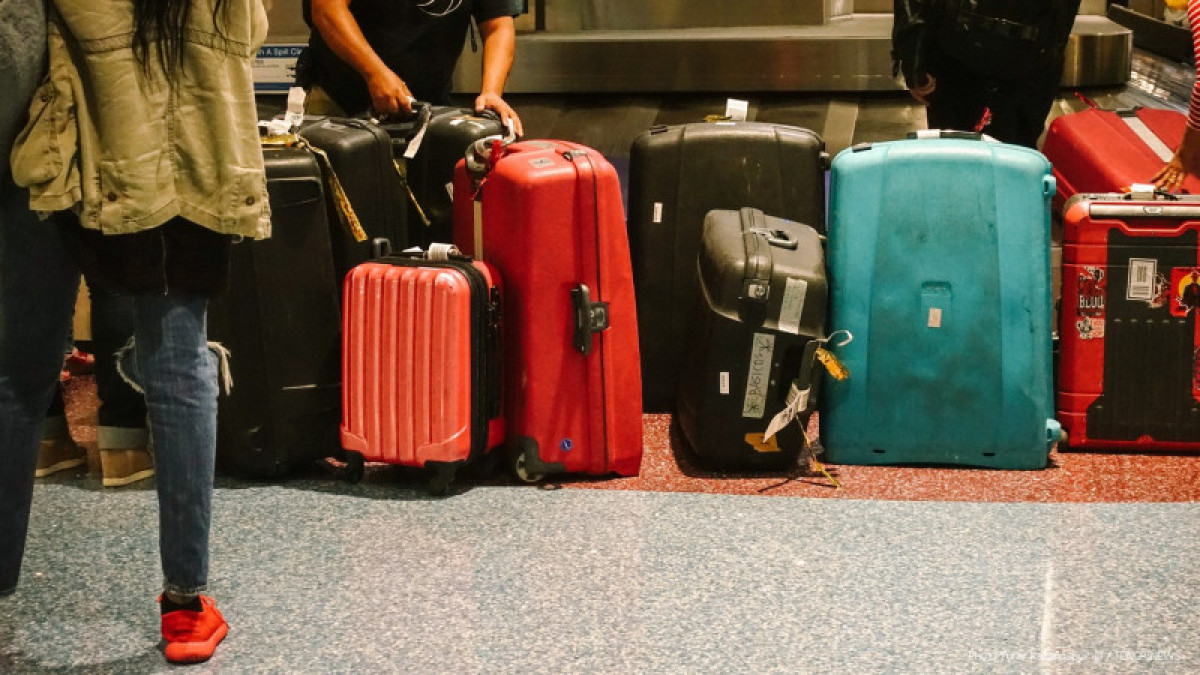 Семейная пара из Алматы застряла в аэропорту Стамбула из-за разного гражданства