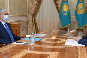 Фотография к новости: Тургумбаев доложил Токаеву о снижении преступности