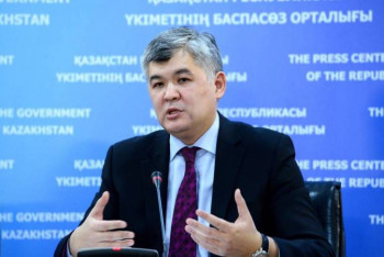 Фотография к новости: Суд разрешил экс-министру Биртанову выходить из дома