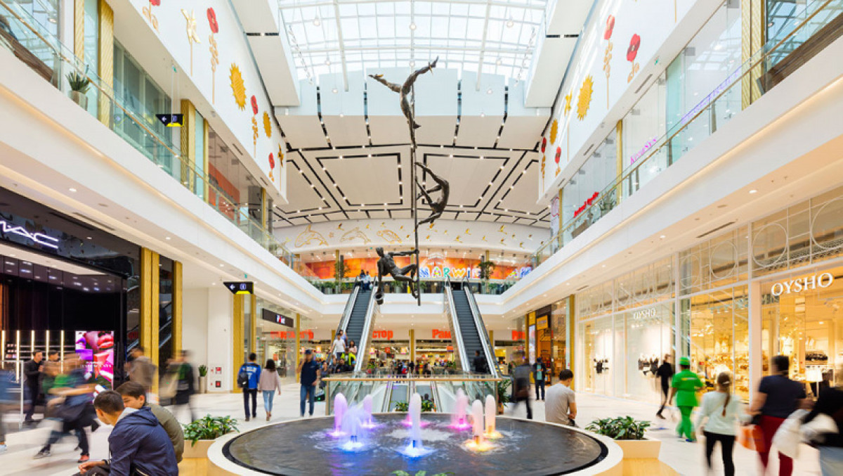 Торговым центрам с прививочными пунктами разрешили работать до 22.00 в Нур-Султане