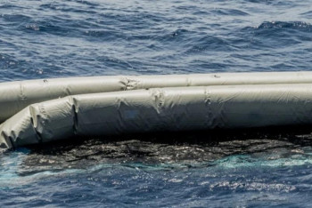 Фотография к новости: Около берегов Ливии затонула резиновая лодка со 130 мигрантами