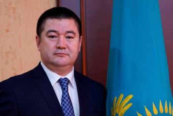 Фотография к новости: В биографии нового главы "КазАвтоЖола" всплыла история с подложными госномерами на внедорожнике