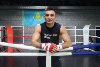 Фотография к новости: Казахстанский боксер дисквалифицирован после первого поражения в карьере