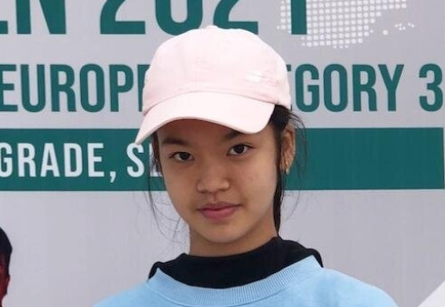 Фотография к новости: Казахстанка выиграла сразу два финала теннисного турнира в Сербии