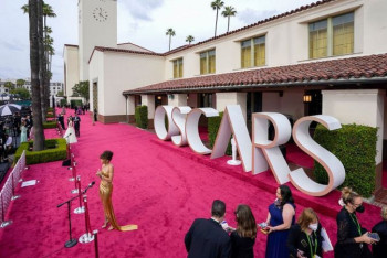 Фотография к новости: Названы лауреаты "Оскара-2021"